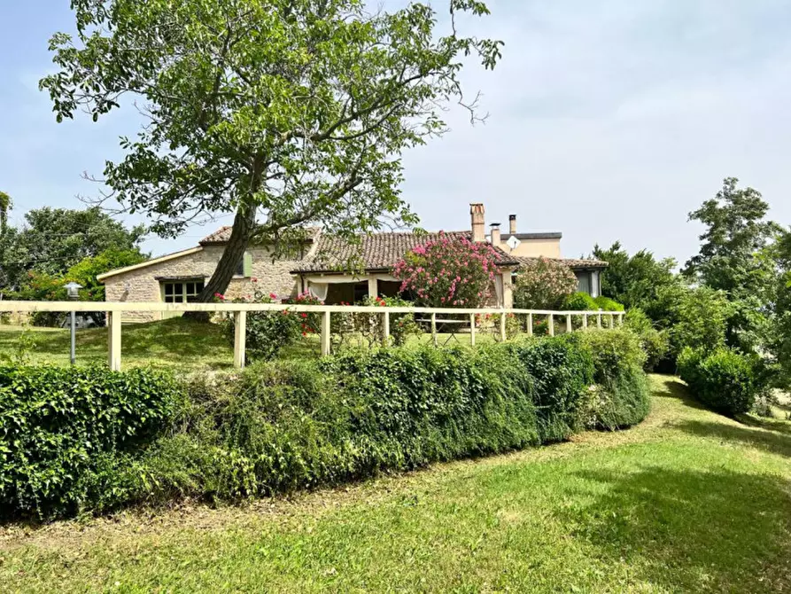 Immagine 4 di Rustico / casale in vendita  in Tavoleto a Tavoleto