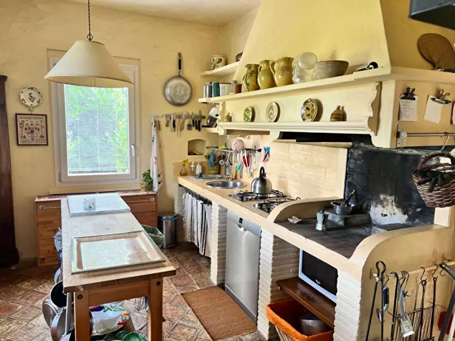 Immagine 10 di Rustico / casale in vendita  in Tavoleto a Tavoleto