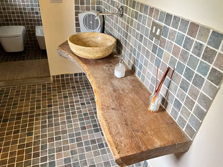 Immagine 28 di Rustico / casale in vendita  in Tavoleto a Tavoleto