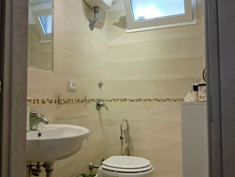 Immagine 11 di Attico in vendita  in via del cinema a Anzio