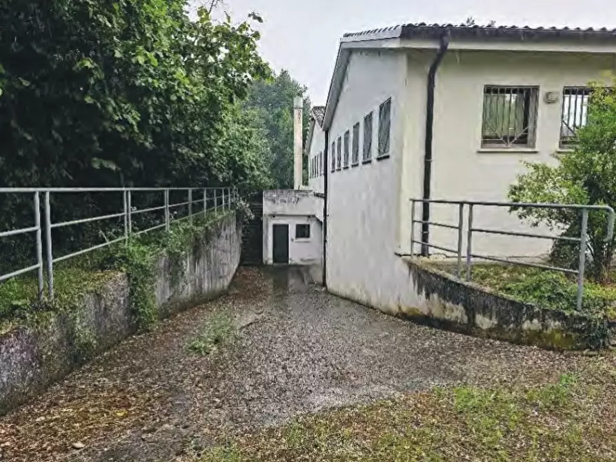 Immagine 6 di Laboratorio in vendita  in Via G. Fantin 27 a Crocetta Del Montello