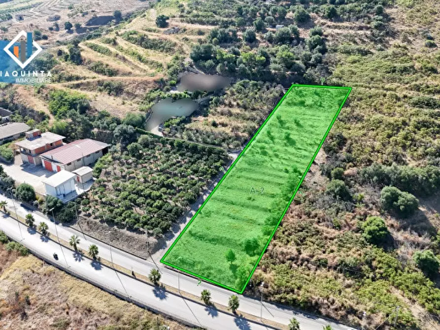 Immagine 1 di Terreno in vendita  in viale Resistenza Partigiana a Palagonia