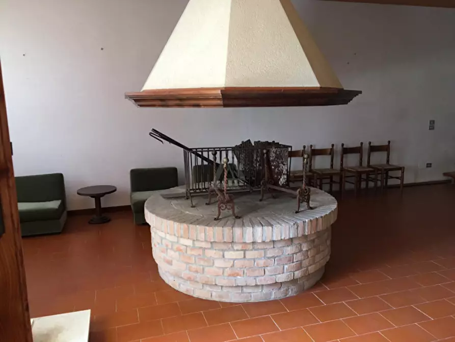 Immagine 5 di Villa in vendita  a Asolo