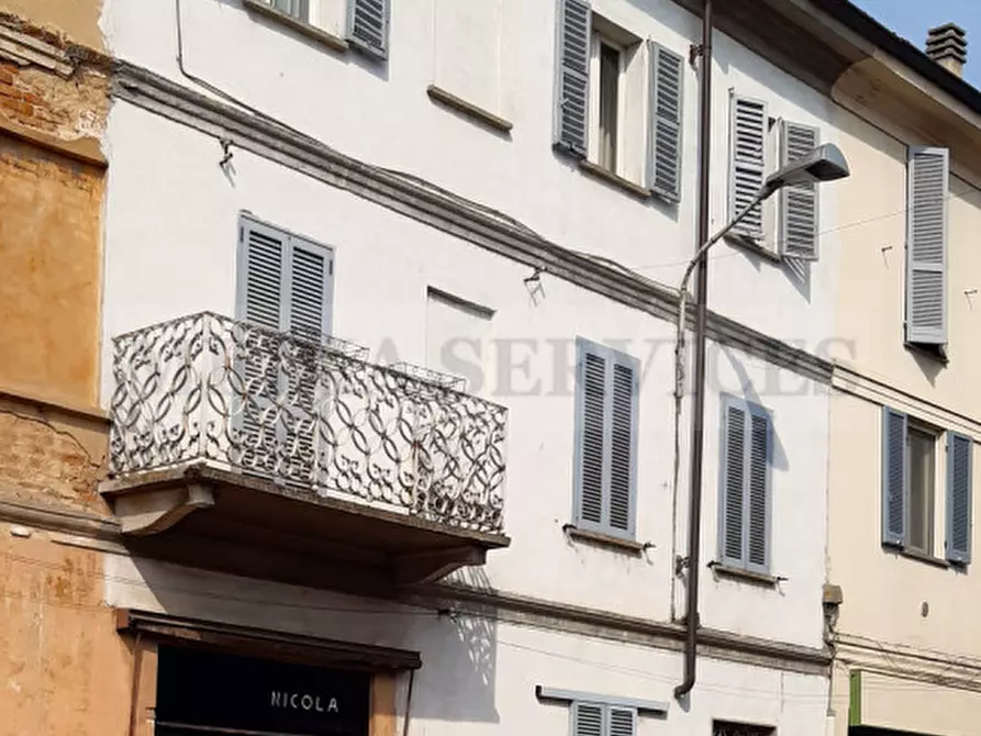 Immagine 1 di Villetta a schiera in vendita  in via Benedetto Cairoli n° 52 a Sannazzaro De' Burgondi
