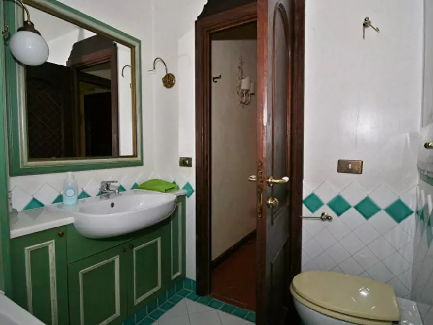 Immagine 14 di Appartamento in vendita  a Arzachena