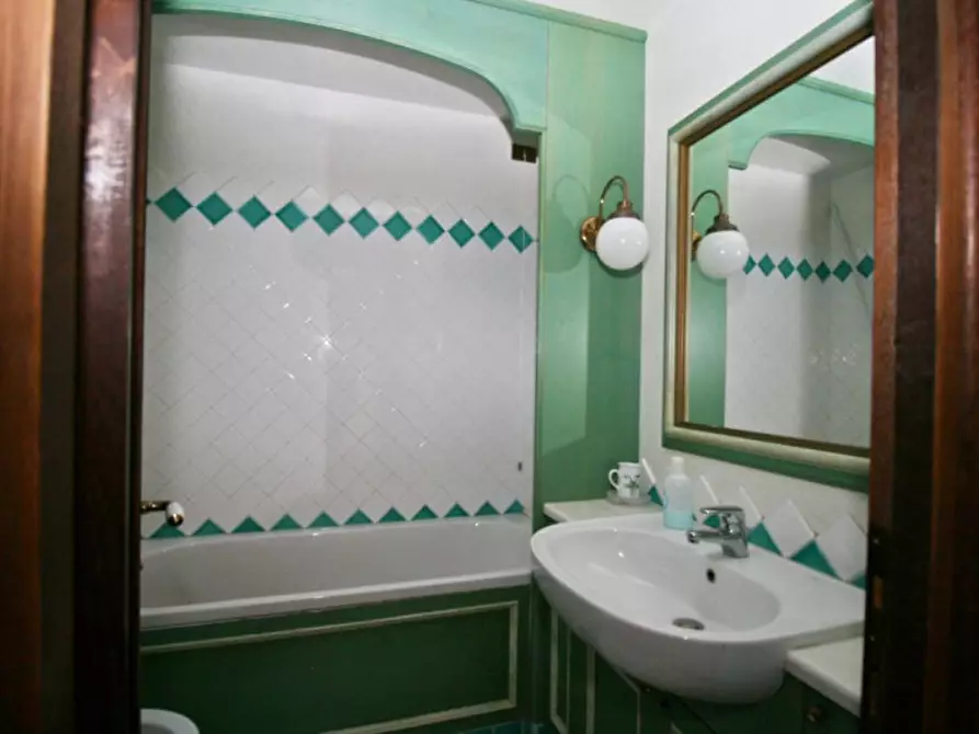 Immagine 16 di Appartamento in vendita  a Arzachena