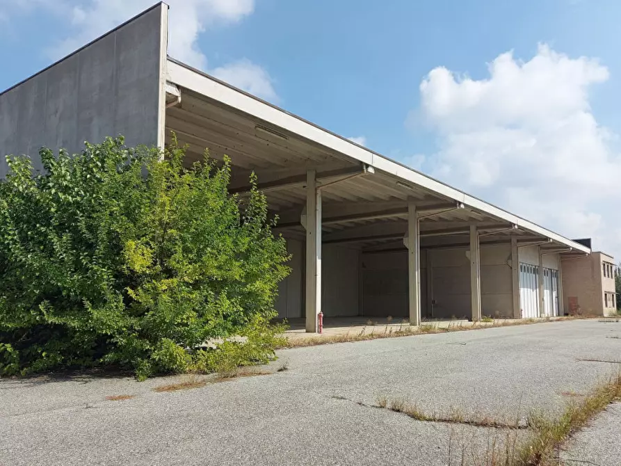 Immagine 1 di Capannone industriale in vendita  in Strada Meani, N. 12 a Caramagna Piemonte