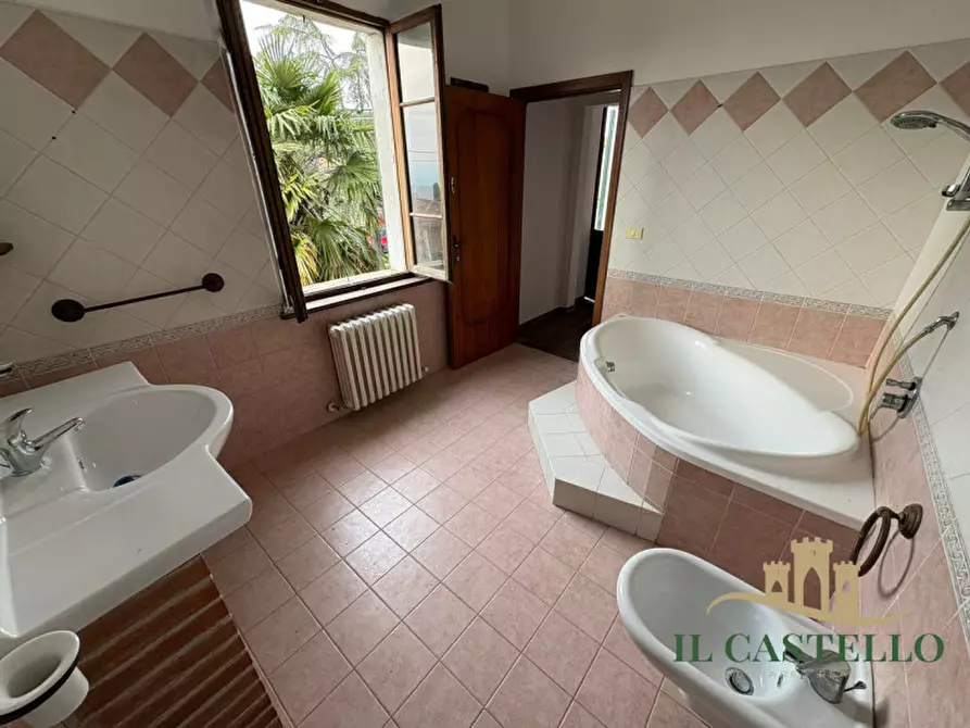 Immagine 17 di Villetta a schiera in vendita  in piazza san pietro a Castiglione Del Lago