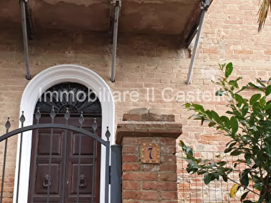 Immagine 27 di Villetta a schiera in vendita  in piazza san pietro a Castiglione Del Lago