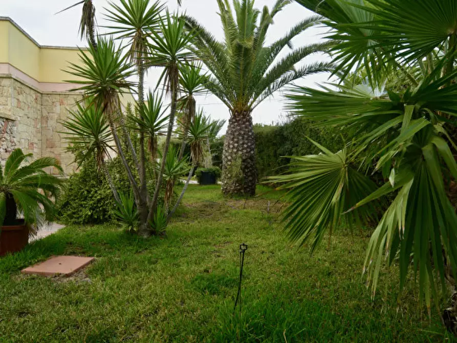 Immagine 7 di Villa in vendita  in Via Riccione a Taviano