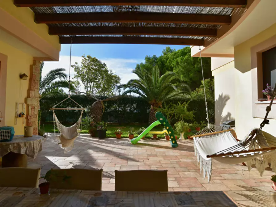 Immagine 21 di Villa in vendita  in Via Riccione a Taviano