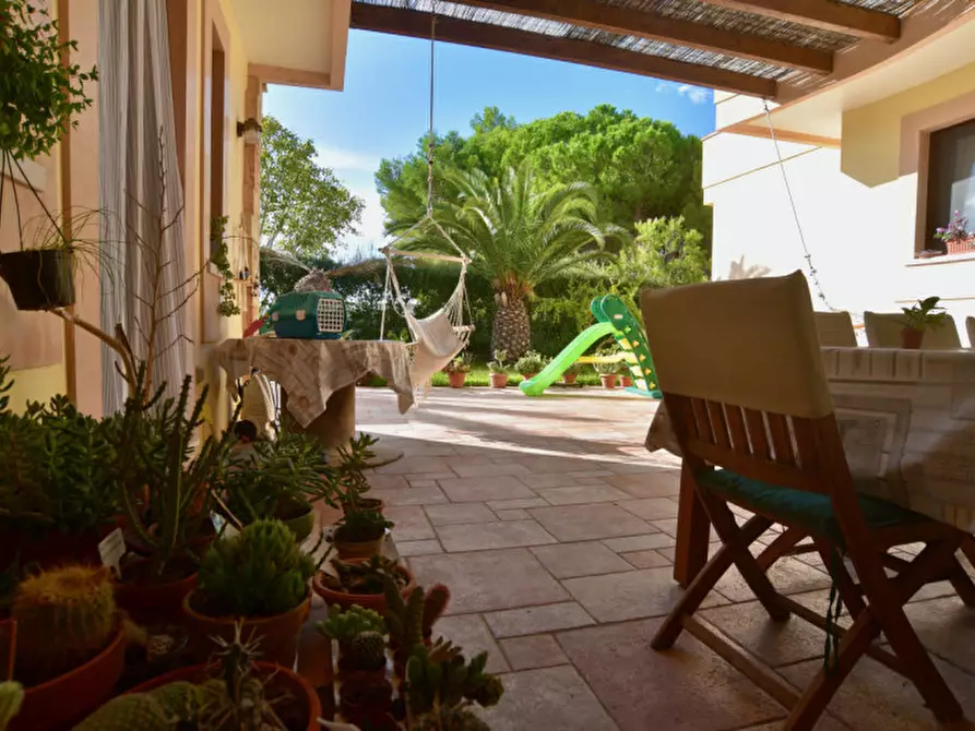 Immagine 23 di Villa in vendita  in Via Riccione a Taviano