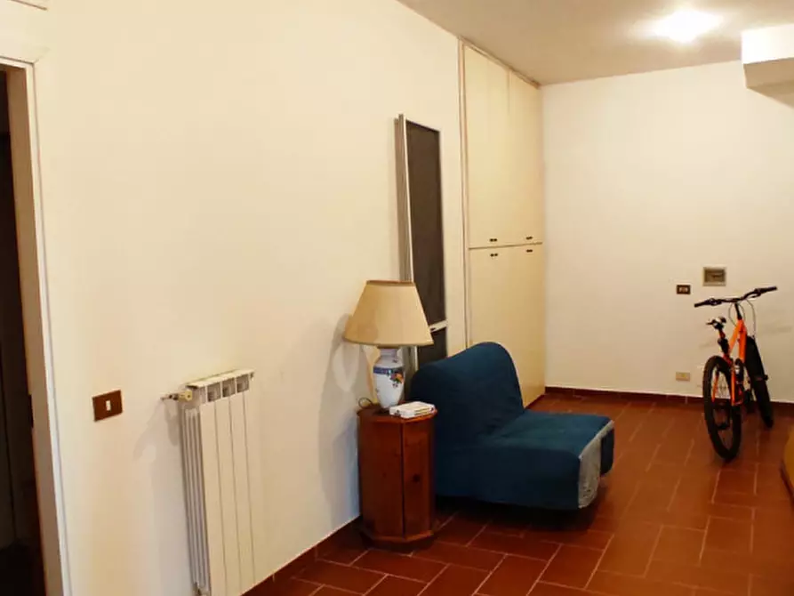 Immagine 11 di Villa in affitto  in via murisengo a Roma