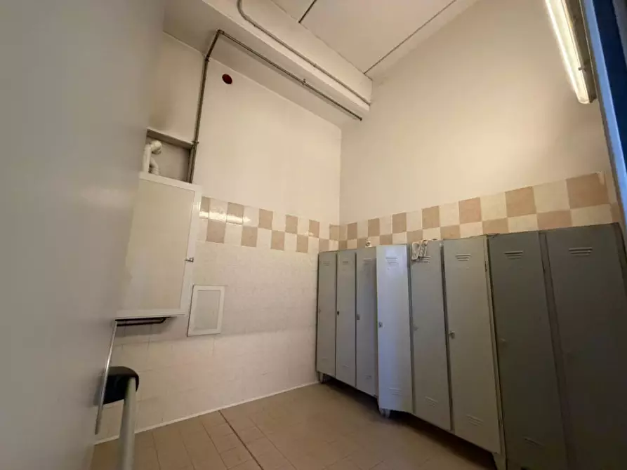 Immagine 4 di Capannone industriale in affitto  in Via Barovier a Abano Terme