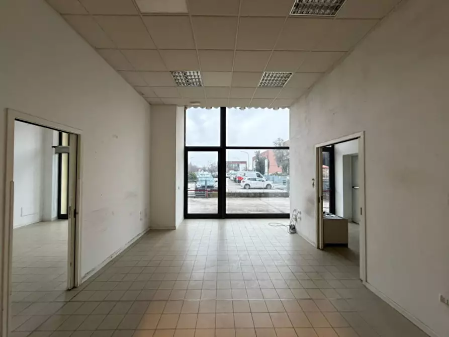 Immagine 7 di Capannone industriale in affitto  in Via Barovier a Abano Terme