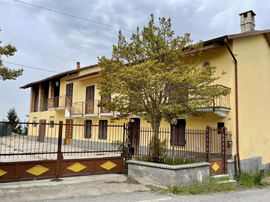 Immagine 2 di Casa indipendente in vendita  in Località San Bartolomeo 62 a Cherasco