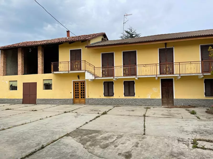 Immagine 4 di Casa indipendente in vendita  in Località San Bartolomeo 62 a Cherasco