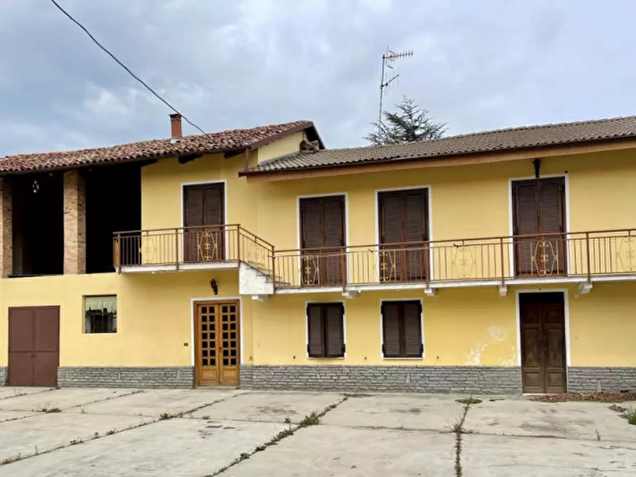 Immagine 5 di Casa indipendente in vendita  in Località San Bartolomeo 62 a Cherasco