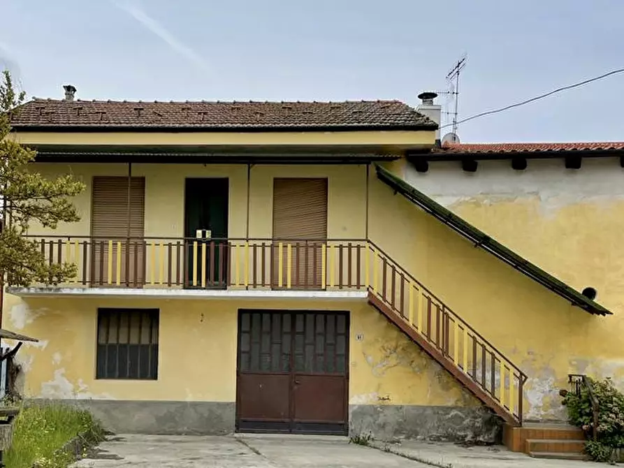 Immagine 6 di Casa indipendente in vendita  in Località San Bartolomeo 62 a Cherasco