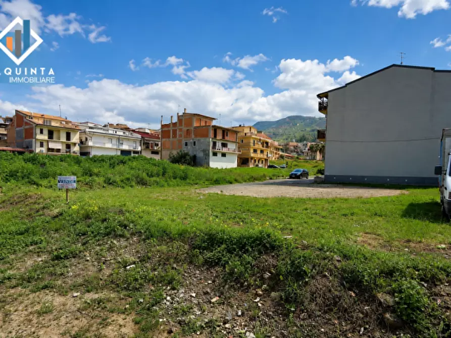 Immagine 11 di Terreno in vendita  in via Strada XIII  snc a Palagonia