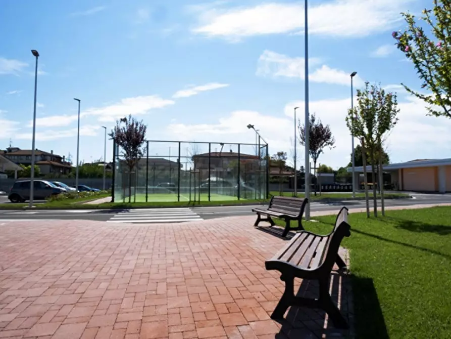 Immagine 22 di Appartamento in vendita  in via monte del marmo a Roma