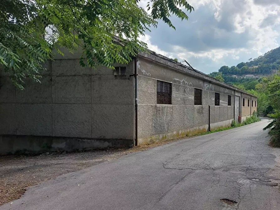 Immagine 1 di Capannone industriale in vendita  in Via delle Fontanelle, N. 54 a Fabriano