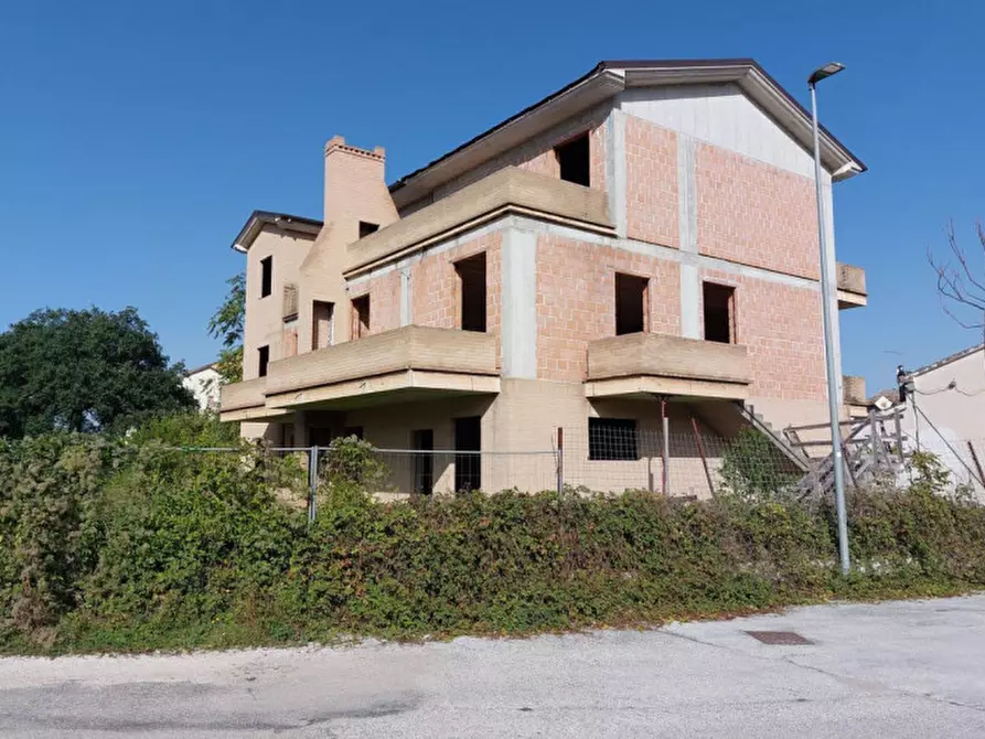 Immagine 3 di Terreno in vendita  in Fraz. Villa Potenza -  Via Troili, N. snc a Macerata