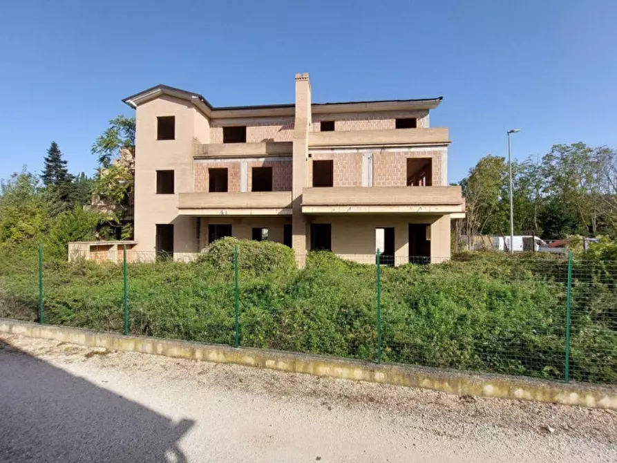 Immagine 4 di Terreno in vendita  in Fraz. Villa Potenza -  Via Troili, N. snc a Macerata