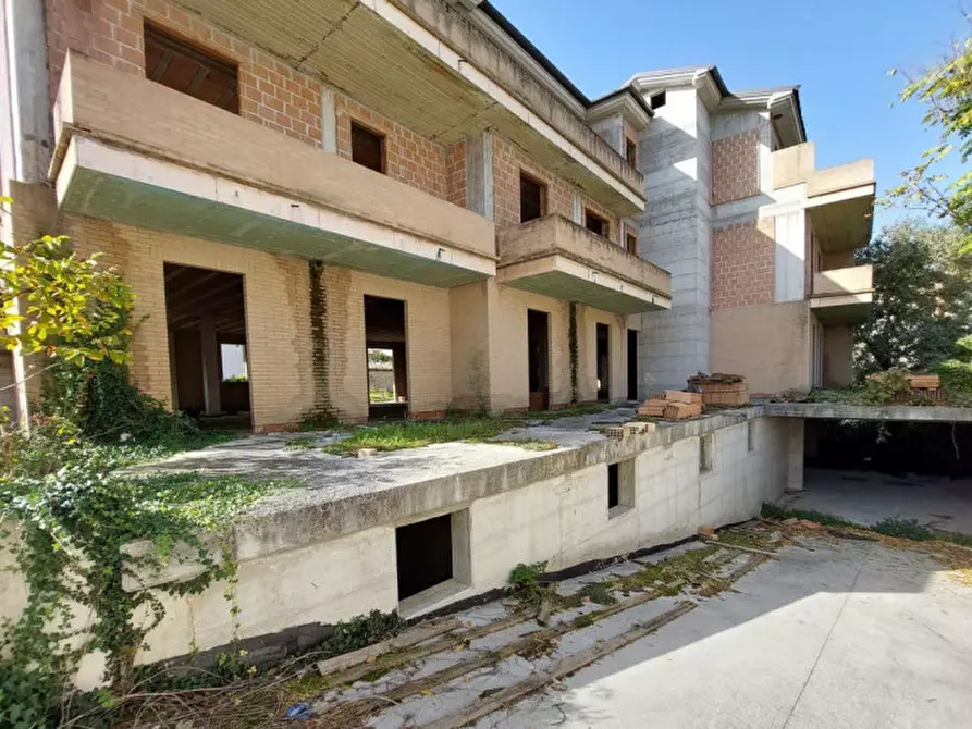 Immagine 7 di Terreno in vendita  in Fraz. Villa Potenza -  Via Troili, N. snc a Macerata