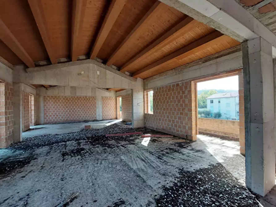 Immagine 15 di Terreno in vendita  in Fraz. Villa Potenza -  Via Troili, N. snc a Macerata