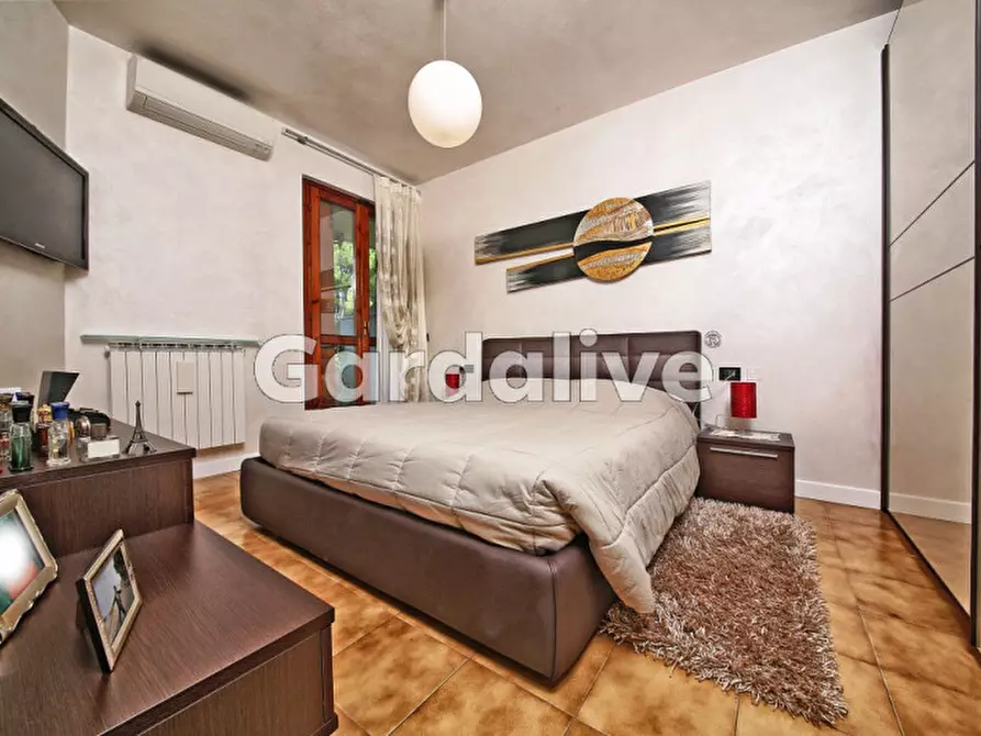 Immagine 6 di Appartamento in vendita  in Via Federico Odorici a Salò