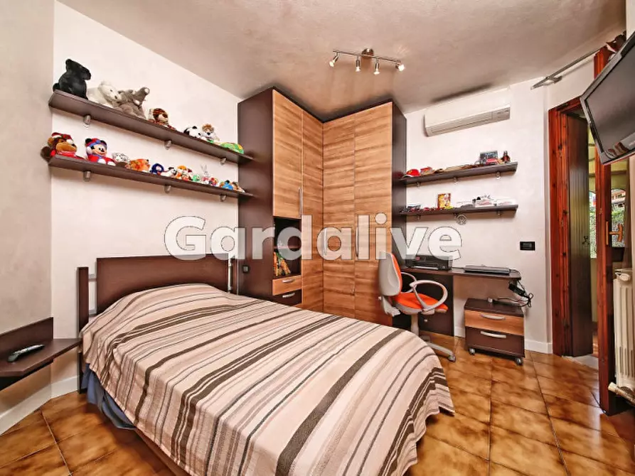 Immagine 8 di Appartamento in vendita  in Via Federico Odorici a Salò