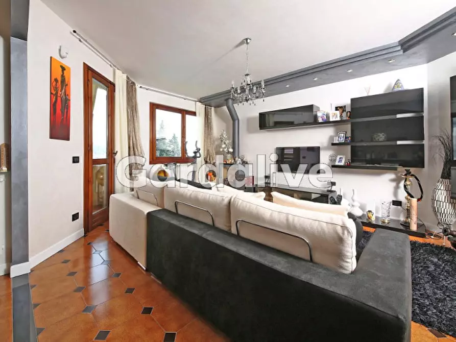 Immagine 13 di Appartamento in vendita  in Via Federico Odorici a Salò