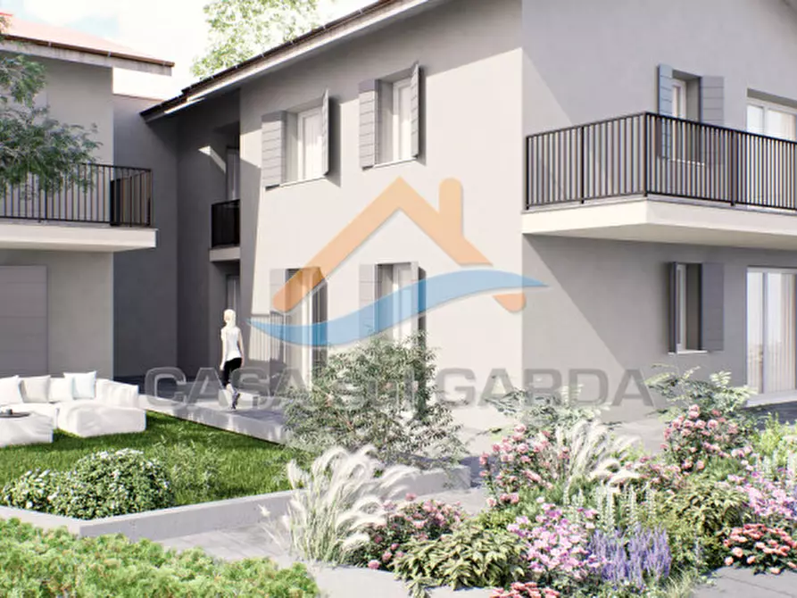 Immagine 6 di Appartamento in vendita  a Peschiera Del Garda