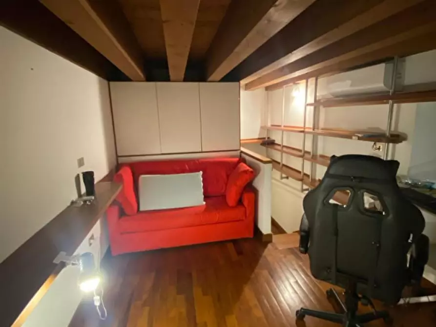 Immagine 10 di Appartamento in vendita  in via pizzecolli 14 a Ancona