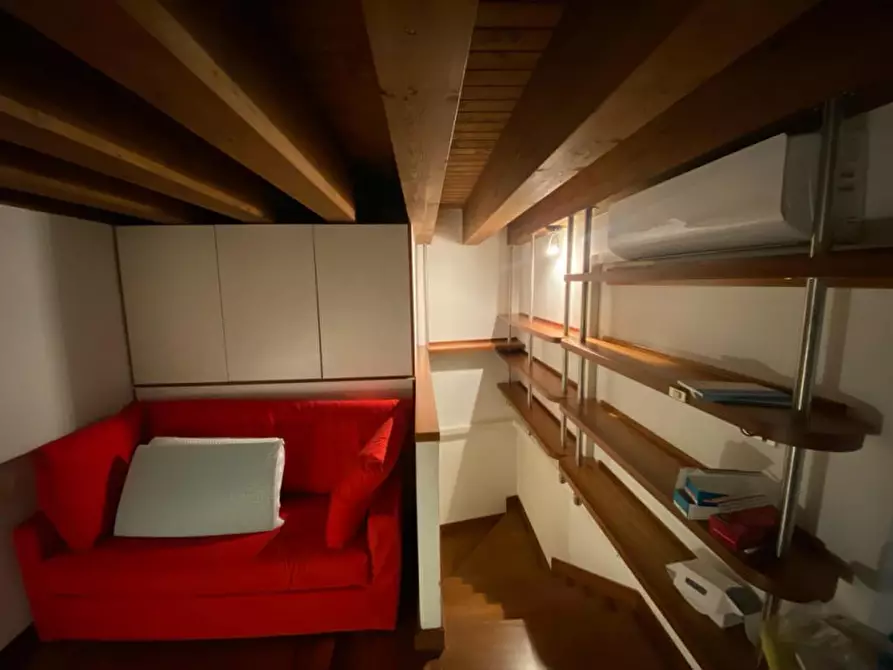 Immagine 11 di Appartamento in vendita  in via pizzecolli 14 a Ancona