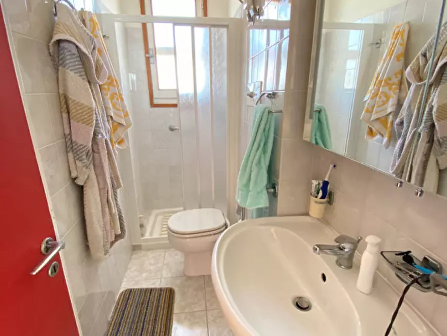 Immagine 7 di Appartamento in vendita  in Lungomare Colombo a Mondolfo