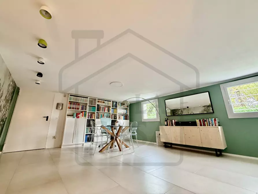 Immagine 27 di Villa in vendita  in Via Cadore a Padova