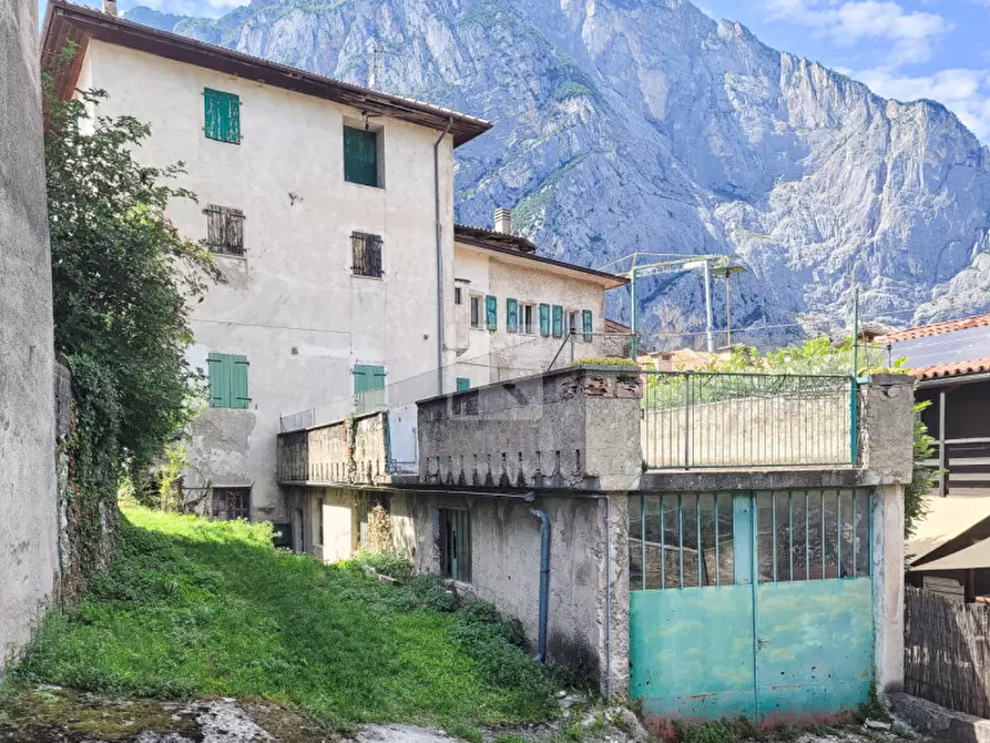 Immagine 4 di Casa indipendente in vendita  in Via Cavedine a Dro