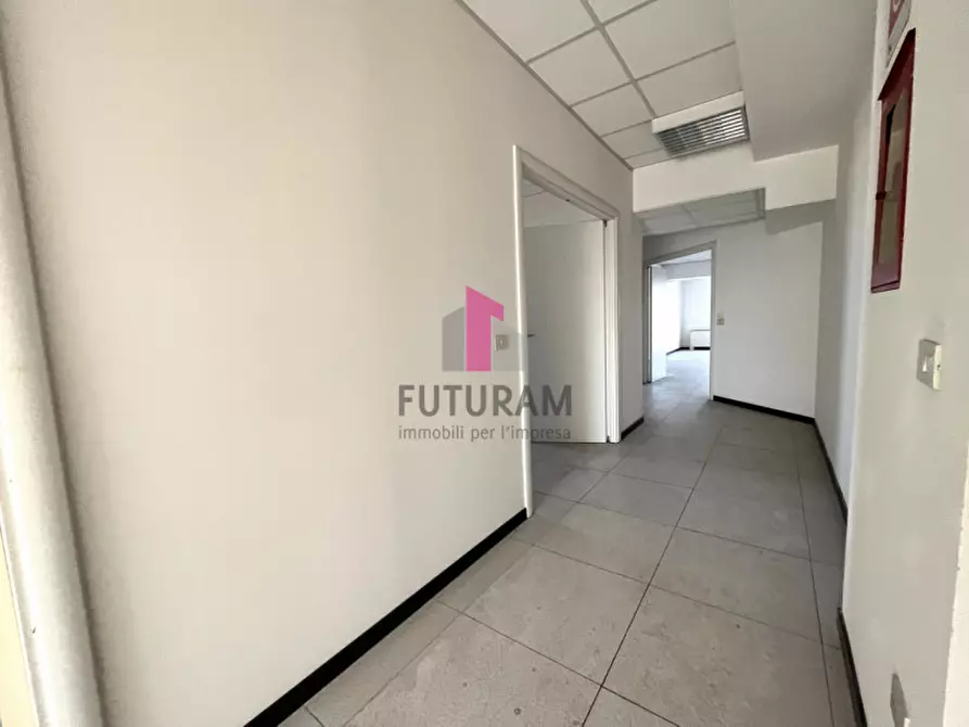 Immagine 4 di Ufficio in affitto  in Via Messico 9999 a Padova