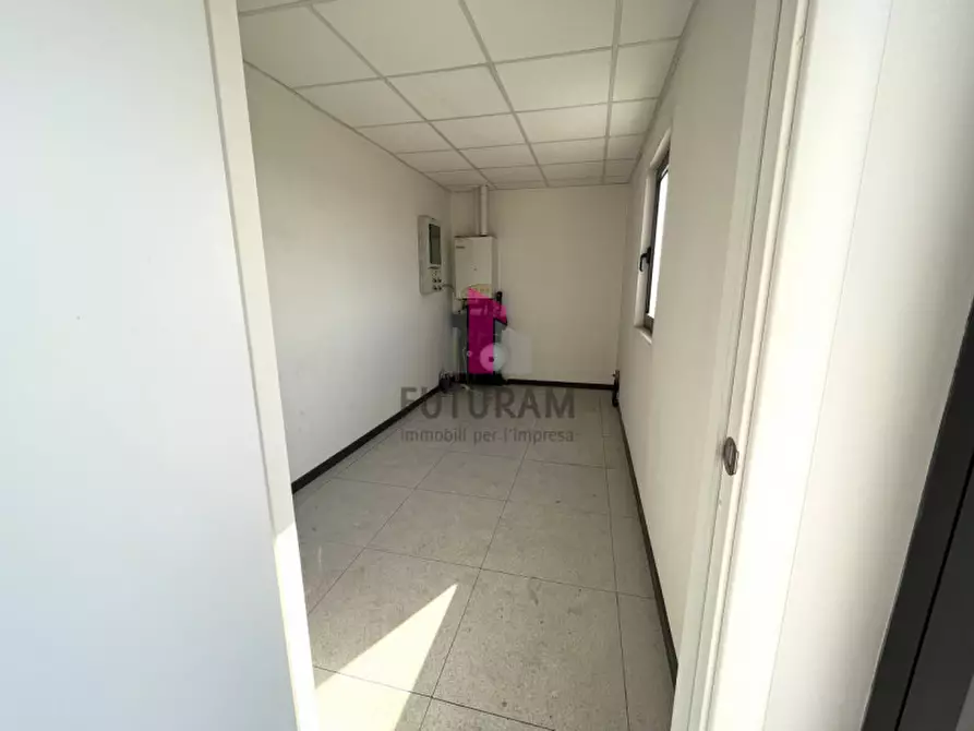 Immagine 7 di Ufficio in affitto  in Via Messico 9999 a Padova
