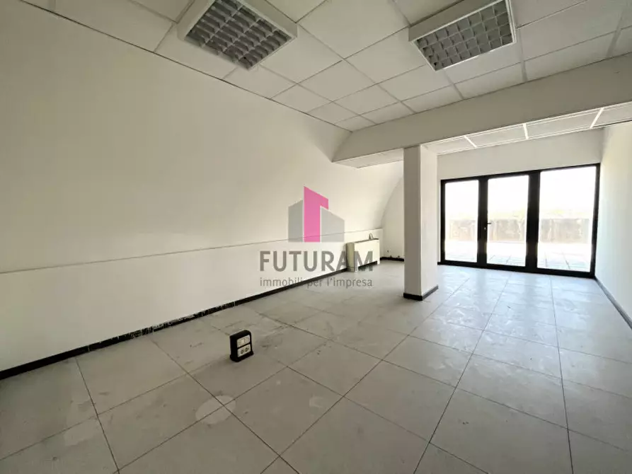 Immagine 11 di Ufficio in affitto  in Via Messico 9999 a Padova