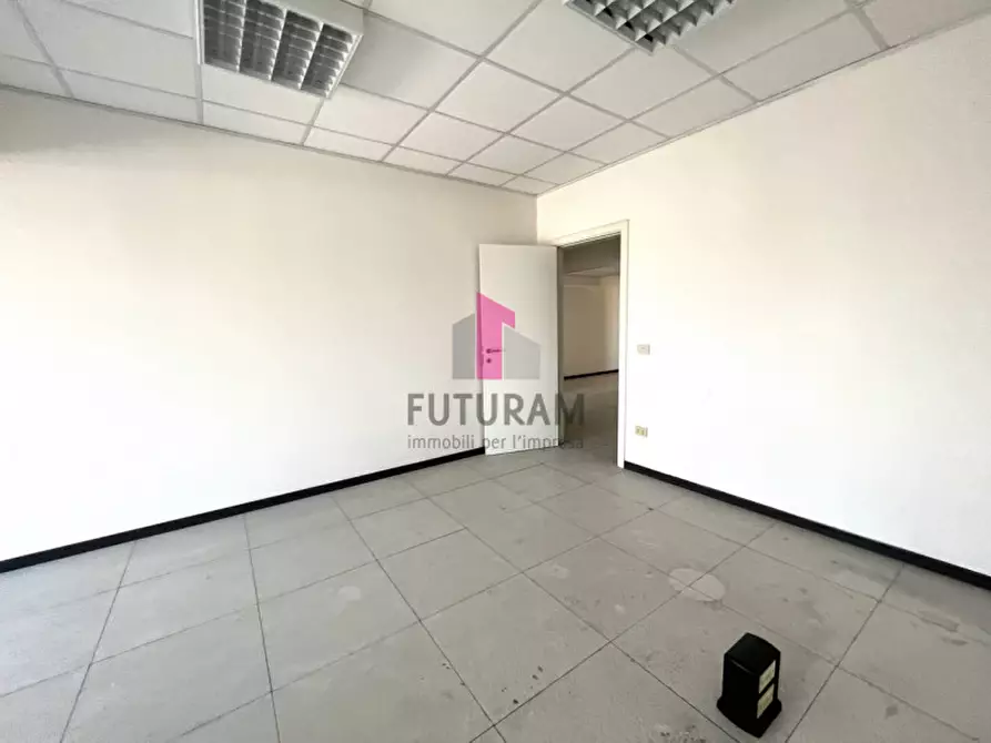 Immagine 12 di Ufficio in affitto  in Via Messico 9999 a Padova