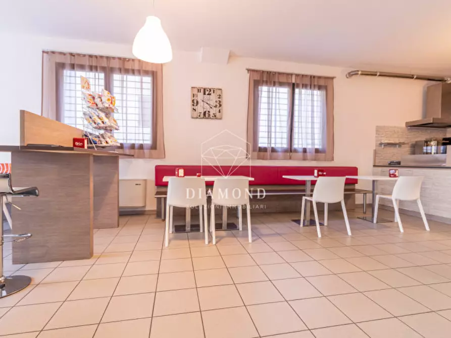 Immagine 5 di Negozio in affitto  in Via Unione a Vedelago