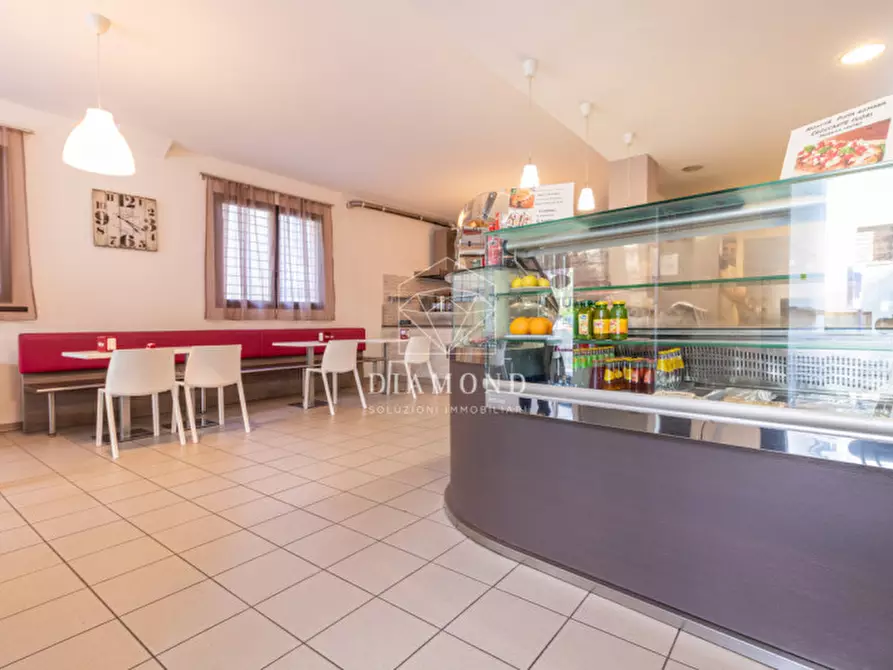 Immagine 5 di Negozio in affitto  in Via Unione a Vedelago