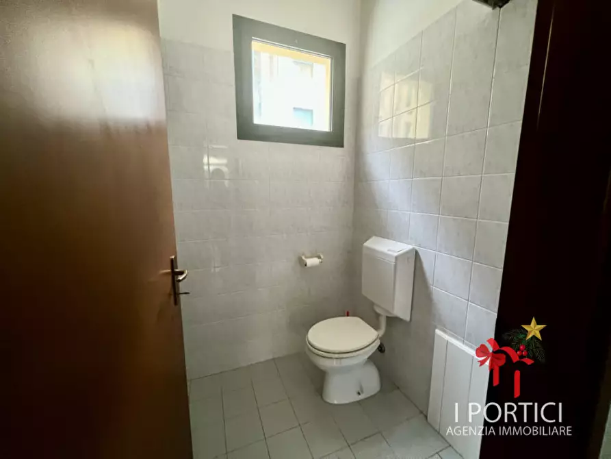 Immagine 4 di Negozio in affitto  in via Veneto a Martellago