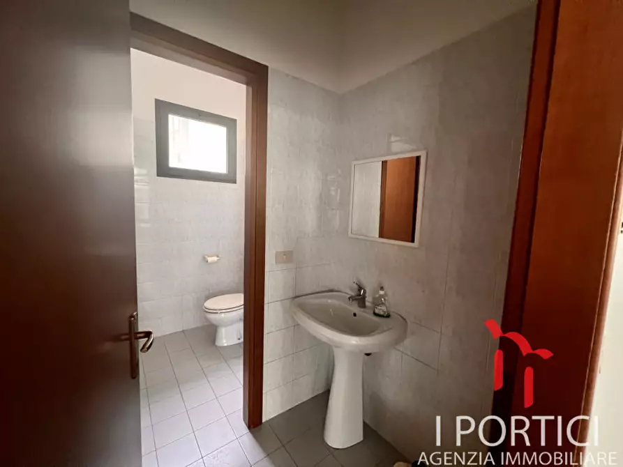 Immagine 4 di Negozio in affitto  in via Veneto a Martellago