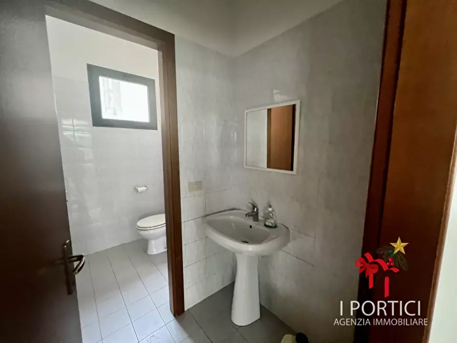 Immagine 5 di Negozio in affitto  in via Veneto a Martellago