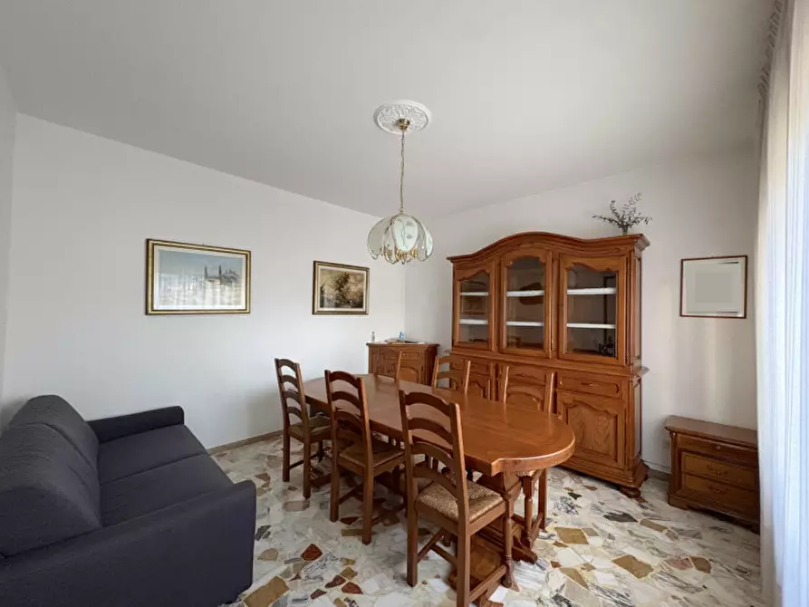 Immagine 4 di Casa indipendente in vendita  in Via Veneto a Udine