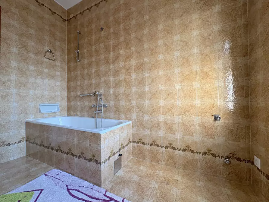 Immagine 15 di Casa indipendente in vendita  in Via Veneto a Udine